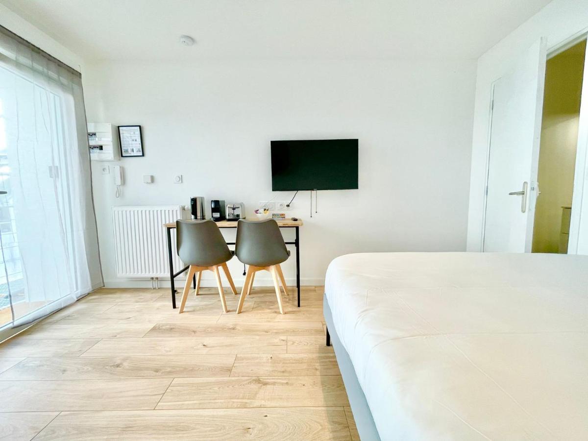 Residence Duguay - Centre Ville - Porte B - Appartements Tout Confort - Neuf - Nouveau Lorient Ngoại thất bức ảnh