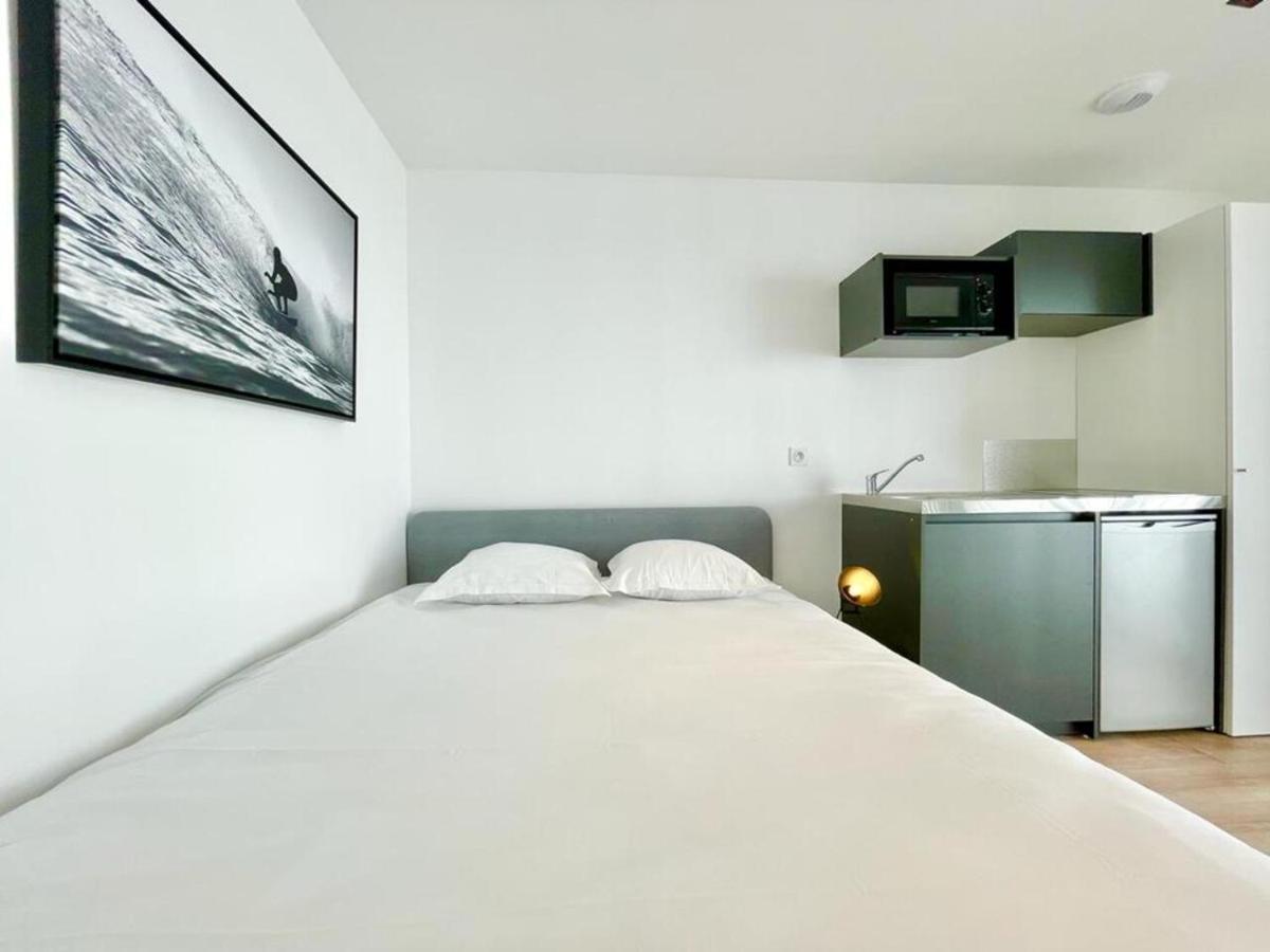 Residence Duguay - Centre Ville - Porte B - Appartements Tout Confort - Neuf - Nouveau Lorient Ngoại thất bức ảnh