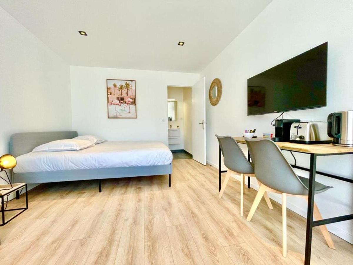 Residence Duguay - Centre Ville - Porte B - Appartements Tout Confort - Neuf - Nouveau Lorient Ngoại thất bức ảnh
