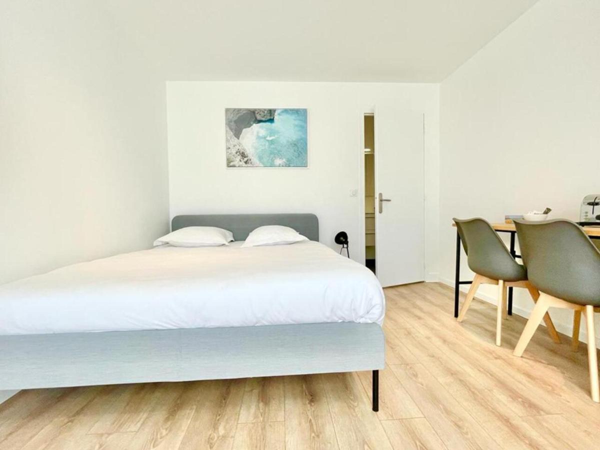 Residence Duguay - Centre Ville - Porte B - Appartements Tout Confort - Neuf - Nouveau Lorient Ngoại thất bức ảnh