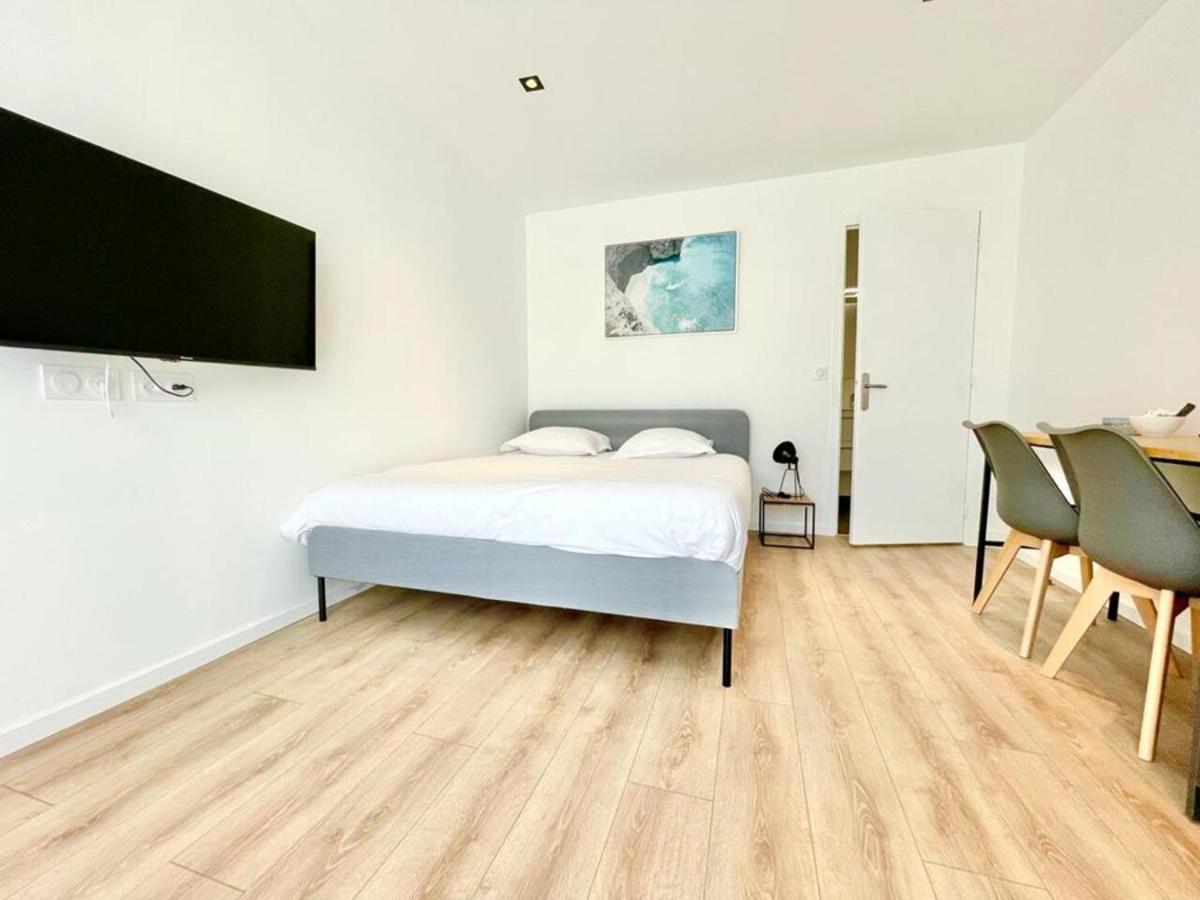 Residence Duguay - Centre Ville - Porte B - Appartements Tout Confort - Neuf - Nouveau Lorient Ngoại thất bức ảnh